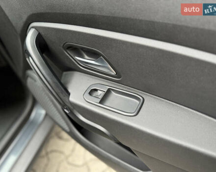 Серый Рено Дастер, объемом двигателя 1.5 л и пробегом 118 тыс. км за 15400 $, фото 27 на Automoto.ua