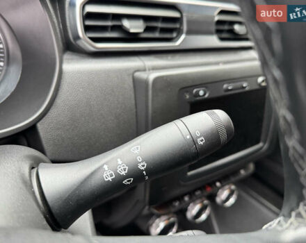 Серый Рено Дастер, объемом двигателя 1.5 л и пробегом 118 тыс. км за 15400 $, фото 34 на Automoto.ua