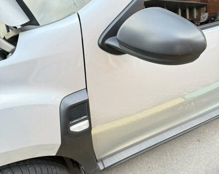 Рено Дастер 2019 в Киеве на Automoto.ua Серый Рено Дастер, объемом двигателя 1.6 л и пробегом 120 тыс. км за 16100 $, фото 80 на Automoto.ua