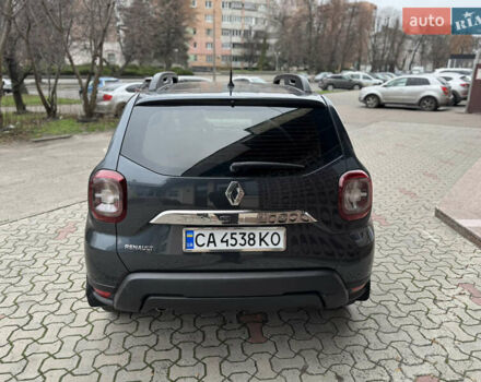 Серый Рено Дастер, объемом двигателя 1.5 л и пробегом 118 тыс. км за 15400 $, фото 5 на Automoto.ua