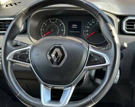 Серый Рено Дастер, объемом двигателя 1.6 л и пробегом 113 тыс. км за 13000 $, фото 9 на Automoto.ua