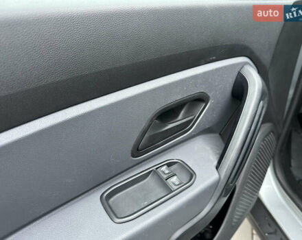 Серый Рено Дастер, объемом двигателя 1.46 л и пробегом 185 тыс. км за 14000 $, фото 31 на Automoto.ua