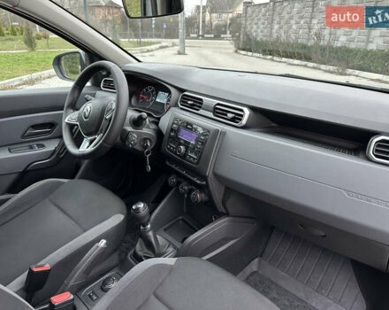 Серый Рено Дастер, объемом двигателя 1.46 л и пробегом 185 тыс. км за 14000 $, фото 38 на Automoto.ua