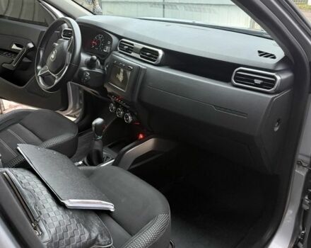 Серый Рено Дастер, объемом двигателя 1.5 л и пробегом 155 тыс. км за 14700 $, фото 5 на Automoto.ua