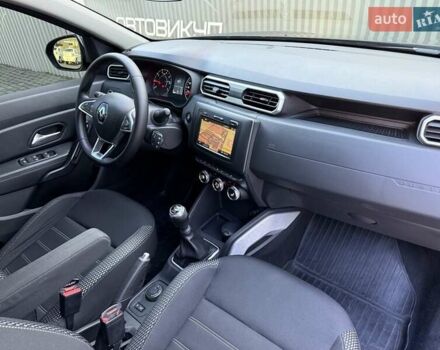 Серый Рено Дастер, объемом двигателя 1.46 л и пробегом 97 тыс. км за 17750 $, фото 18 на Automoto.ua