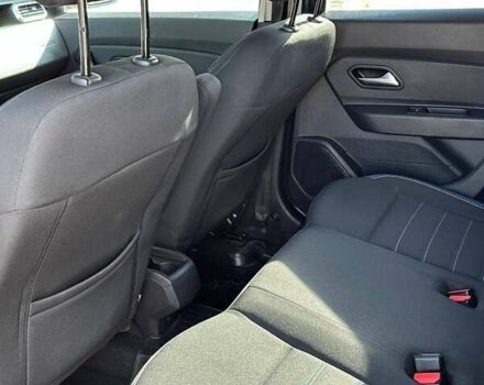 Серый Рено Дастер, объемом двигателя 1.6 л и пробегом 113 тыс. км за 13000 $, фото 10 на Automoto.ua