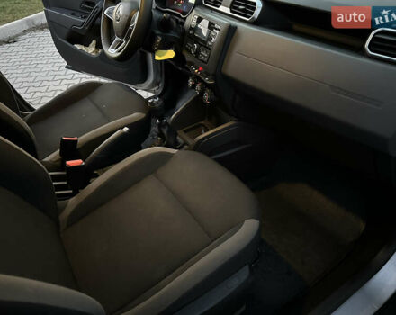 Серый Рено Дастер, объемом двигателя 1.46 л и пробегом 200 тыс. км за 14200 $, фото 30 на Automoto.ua