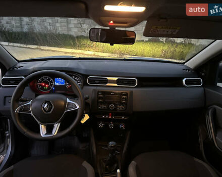 Серый Рено Дастер, объемом двигателя 1.46 л и пробегом 200 тыс. км за 14200 $, фото 25 на Automoto.ua