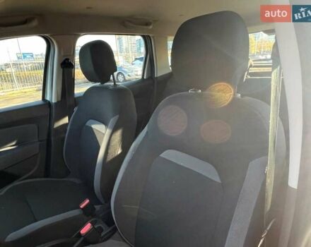 Серый Рено Дастер, объемом двигателя 1.5 л и пробегом 191 тыс. км за 13900 $, фото 29 на Automoto.ua