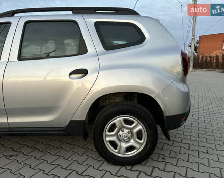 Серый Рено Дастер, объемом двигателя 1.46 л и пробегом 200 тыс. км за 14200 $, фото 10 на Automoto.ua