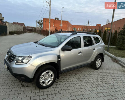 Серый Рено Дастер, объемом двигателя 1.46 л и пробегом 200 тыс. км за 14200 $, фото 4 на Automoto.ua