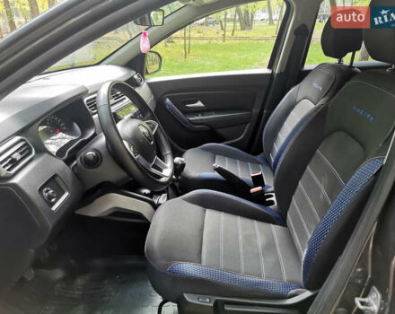 Серый Рено Дастер, объемом двигателя 1.46 л и пробегом 83 тыс. км за 18800 $, фото 10 на Automoto.ua