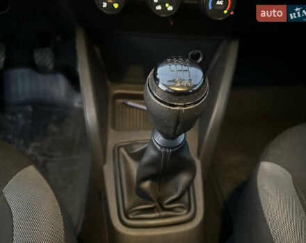 Серый Рено Дастер, объемом двигателя 1.46 л и пробегом 200 тыс. км за 14200 $, фото 27 на Automoto.ua