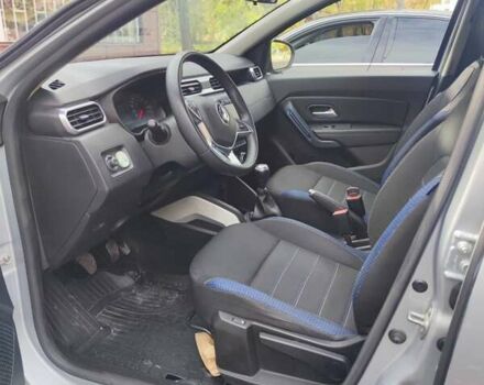 Сірий Рено Дастер, об'ємом двигуна 1.6 л та пробігом 177 тис. км за 12500 $, фото 5 на Automoto.ua