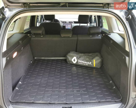 Сірий Рено Дастер, об'ємом двигуна 1.46 л та пробігом 85 тис. км за 18999 $, фото 16 на Automoto.ua