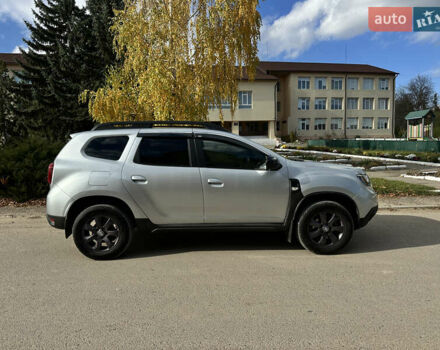 Серый Рено Дастер, объемом двигателя 1.5 л и пробегом 141 тыс. км за 18300 $, фото 2 на Automoto.ua
