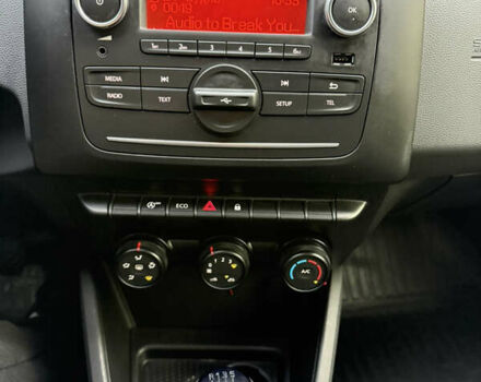 Серый Рено Дастер, объемом двигателя 1.5 л и пробегом 58 тыс. км за 15500 $, фото 11 на Automoto.ua