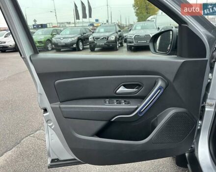 Сірий Рено Дастер, об'ємом двигуна 1.46 л та пробігом 88 тис. км за 18950 $, фото 13 на Automoto.ua