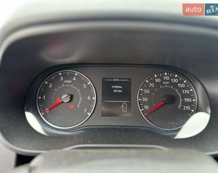 Серый Рено Дастер, объемом двигателя 1.6 л и пробегом 38 тыс. км за 14690 $, фото 19 на Automoto.ua