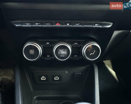 Серый Рено Дастер, объемом двигателя 1.5 л и пробегом 141 тыс. км за 18300 $, фото 27 на Automoto.ua