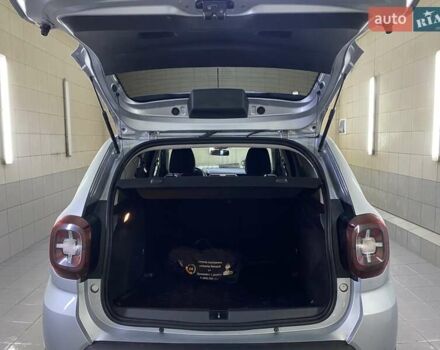 Рено Дастер 2022 в Умани на Automoto.ua Серый Рено Дастер, объемом двигателя 1.6 л и пробегом 69 тыс. км за 19999 $, фото 28 на Automoto.ua