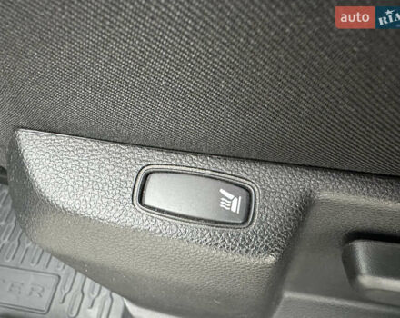 Серый Рено Дастер, объемом двигателя 1.6 л и пробегом 20 тыс. км за 19400 $, фото 29 на Automoto.ua