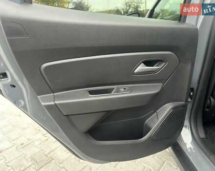 Серый Рено Дастер, объемом двигателя 1.6 л и пробегом 20 тыс. км за 19400 $, фото 30 на Automoto.ua