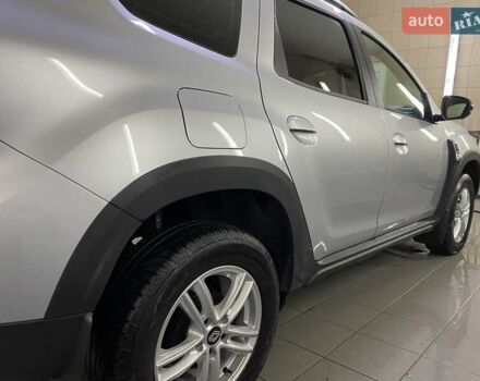 Рено Дастер 2022 в Умани на Automoto.ua Серый Рено Дастер, объемом двигателя 1.6 л и пробегом 69 тыс. км за 19999 $, фото 14 на Automoto.ua