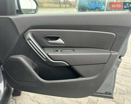 Серый Рено Дастер, объемом двигателя 1.6 л и пробегом 20 тыс. км за 19400 $, фото 38 на Automoto.ua