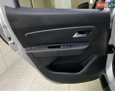 Рено Дастер 2022 в Умани на Automoto.ua Серый Рено Дастер, объемом двигателя 1.6 л и пробегом 69 тыс. км за 19999 $, фото 22 на Automoto.ua