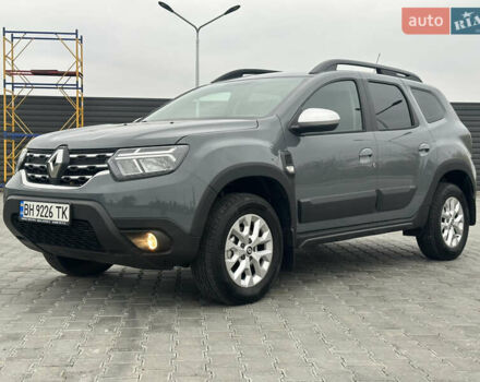 Серый Рено Дастер, объемом двигателя 1.6 л и пробегом 20 тыс. км за 19400 $, фото 3 на Automoto.ua