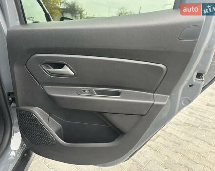 Серый Рено Дастер, объемом двигателя 1.6 л и пробегом 20 тыс. км за 19400 $, фото 36 на Automoto.ua