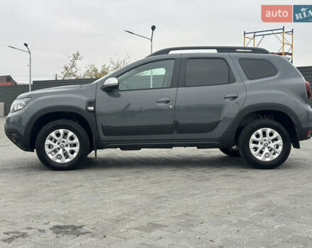 Серый Рено Дастер, объемом двигателя 1.6 л и пробегом 20 тыс. км за 19400 $, фото 4 на Automoto.ua