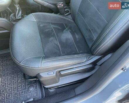 Серый Рено Дастер, объемом двигателя 1.46 л и пробегом 63 тыс. км за 23500 $, фото 1 на Automoto.ua