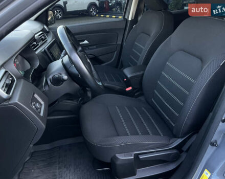 Серый Рено Дастер, объемом двигателя 1.5 л и пробегом 56 тыс. км за 18200 $, фото 12 на Automoto.ua