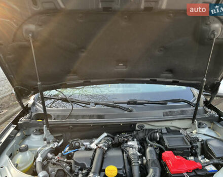 Серый Рено Дастер, объемом двигателя 1.46 л и пробегом 58 тыс. км за 18500 $, фото 25 на Automoto.ua