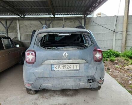 Серый Рено Дастер, объемом двигателя 1.5 л и пробегом 100 тыс. км за 6000 $, фото 1 на Automoto.ua