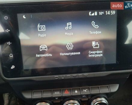 Серый Рено Дастер, объемом двигателя 1.6 л и пробегом 12 тыс. км за 18900 $, фото 9 на Automoto.ua