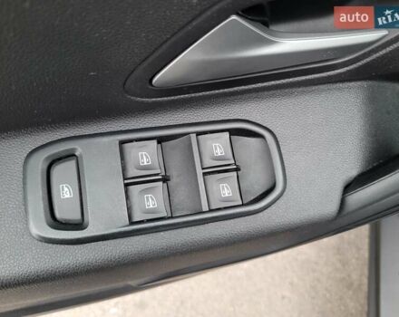 Серый Рено Дастер, объемом двигателя 1.6 л и пробегом 12 тыс. км за 18900 $, фото 14 на Automoto.ua