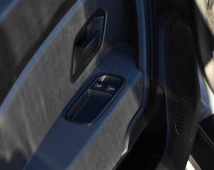 Сірий Рено Дастер, об'ємом двигуна 1.6 л та пробігом 20 тис. км за 17900 $, фото 9 на Automoto.ua