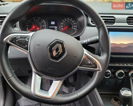 Серый Рено Дастер, объемом двигателя 1.6 л и пробегом 12 тыс. км за 18900 $, фото 6 на Automoto.ua