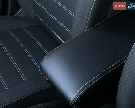 Серый Рено Дастер, объемом двигателя 1.5 л и пробегом 56 тыс. км за 18200 $, фото 20 на Automoto.ua