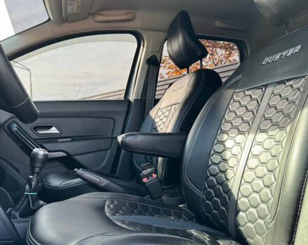 Рено Дастер 2024 в Николаеве на Automoto.ua Серый Рено Дастер, объемом двигателя 1.46 л и пробегом 43 тыс. км за 22800 $, фото 36 на Automoto.ua