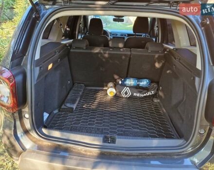 Сірий Рено Дастер, об'ємом двигуна 1.6 л та пробігом 37 тис. км за 15800 $, фото 24 на Automoto.ua