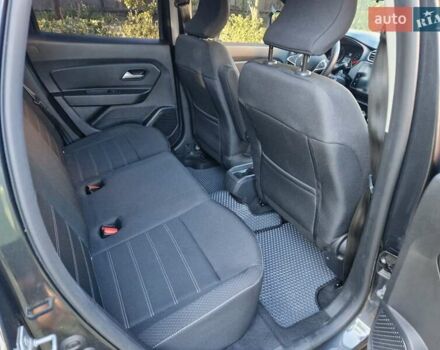 Сірий Рено Дастер, об'ємом двигуна 1.6 л та пробігом 37 тис. км за 15800 $, фото 23 на Automoto.ua