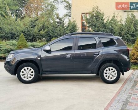 Серый Рено Дастер, объемом двигателя 1.5 л и пробегом 58 тыс. км за 19999 $, фото 5 на Automoto.ua