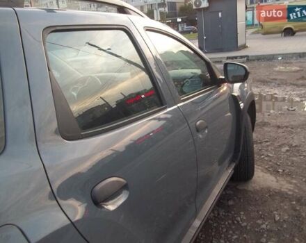 Серый Рено Дастер, объемом двигателя 1.5 л и пробегом 2 тыс. км за 23000 $, фото 1 на Automoto.ua