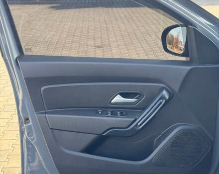 Рено Дастер 2024 в Николаеве на Automoto.ua Серый Рено Дастер, объемом двигателя 1.46 л и пробегом 43 тыс. км за 22800 $, фото 29 на Automoto.ua