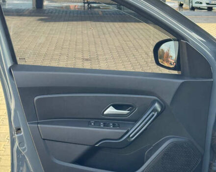 Рено Дастер 2024 в Николаеве на Automoto.ua Серый Рено Дастер, объемом двигателя 1.46 л и пробегом 43 тыс. км за 22800 $, фото 30 на Automoto.ua