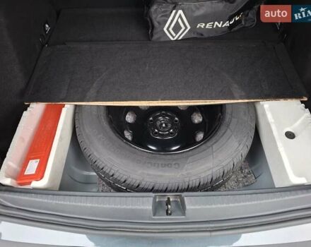 Серый Рено Дастер, объемом двигателя 1.46 л и пробегом 51 тыс. км за 22750 $, фото 44 на Automoto.ua